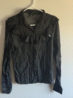 Vintage: Forever 21 Pinstripe button up blouse with ruffle detail